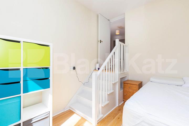 A 2 bedroom property full of character within a period conversion  Hartham Road , Hillmarton Conservation Area 